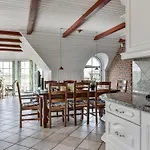 Aslaug - 500m From The Sea By Interhome