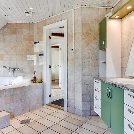 Feriehus Aslaug - 500m From The Sea By Interhome